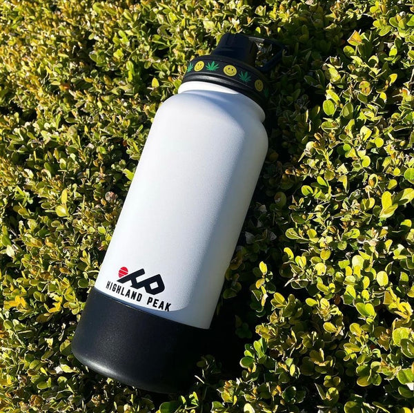 420 White/Black - 32 oz Bottle